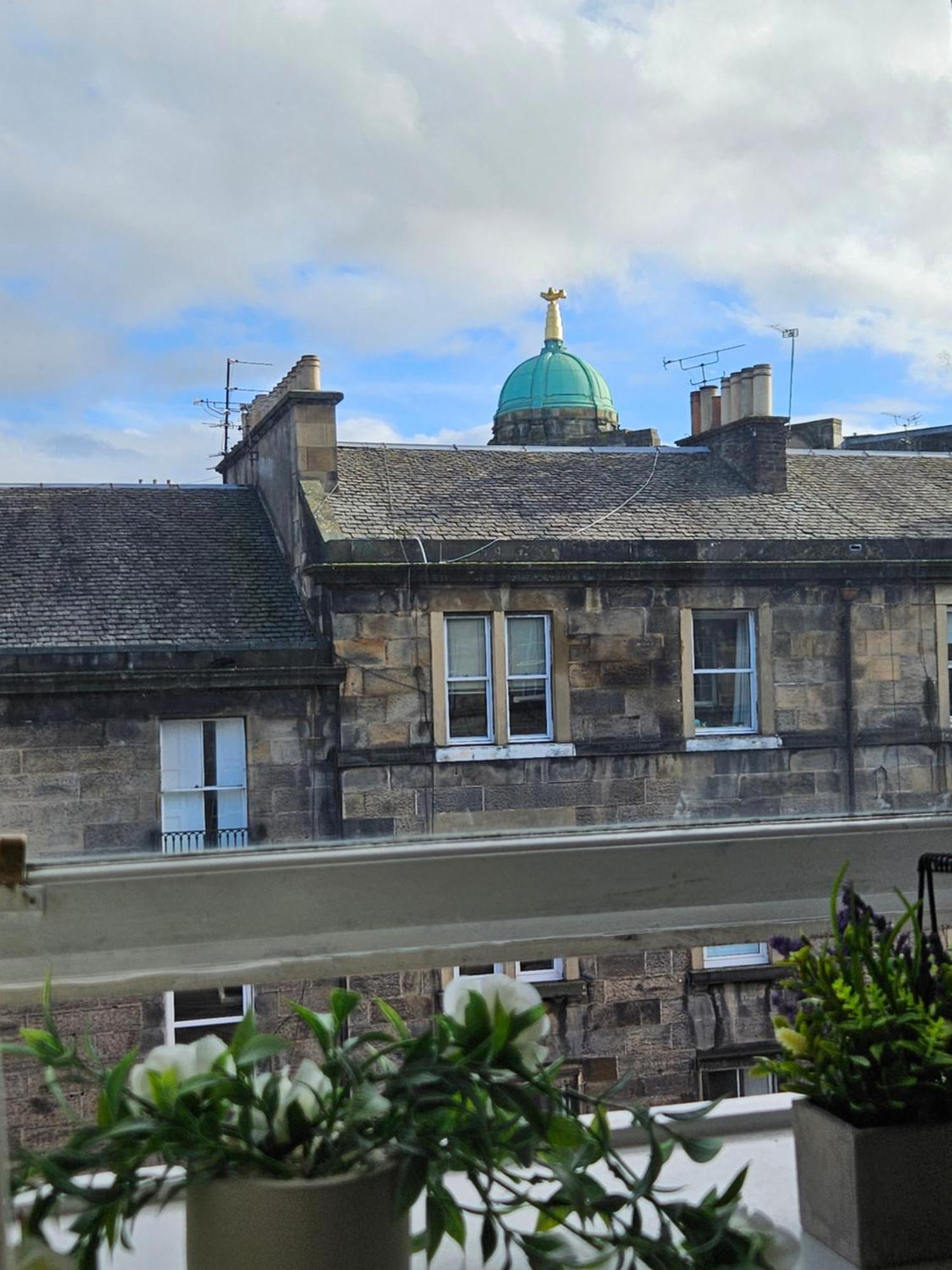 No15 Castle View Apartment Edinburgh Bagian luar foto
