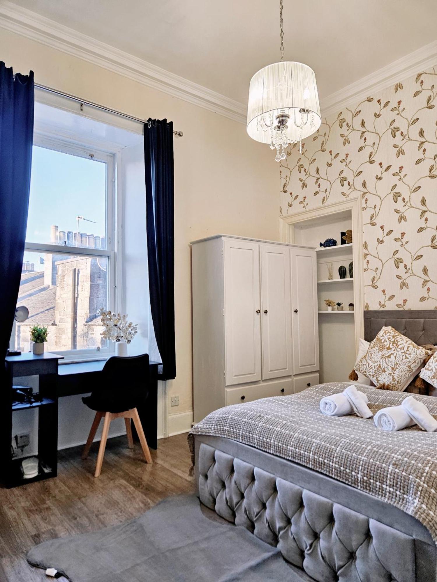 No15 Castle View Apartment Edinburgh Bagian luar foto